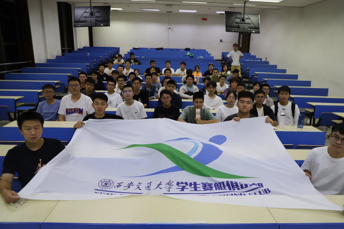 Yang1010Yun's tweet image. "Just wrapped up an empowering leadership training—learned to turn feedback into fuel, lead with empathy, and build teams that thrive. Grateful for the insights and connections!  #LeadershipDevelopment #TeamGrowth"