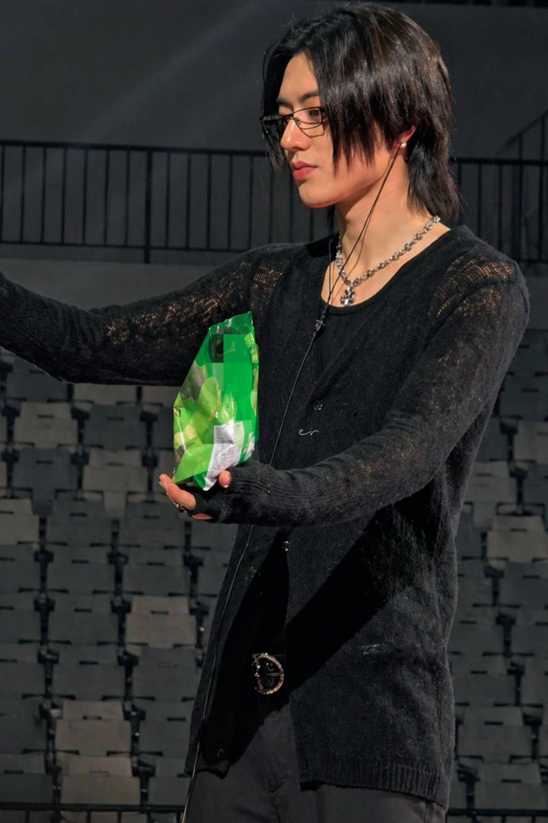 er⭑🦋๋࣭😔 tweet media