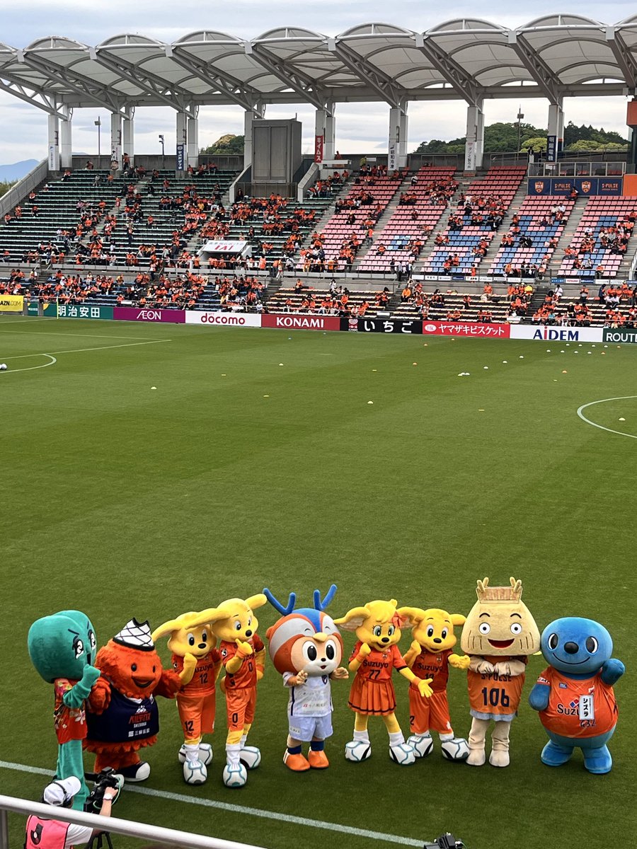 fp0628's tweet photo. 初遠征
めっちゃくちゃ楽しかった！
清水のスタジアム富士山が見えて素敵💓💓
久しぶりの勝ち点3嬉しい😭
最下位脱出！ https://t.co/i33udVu4I1