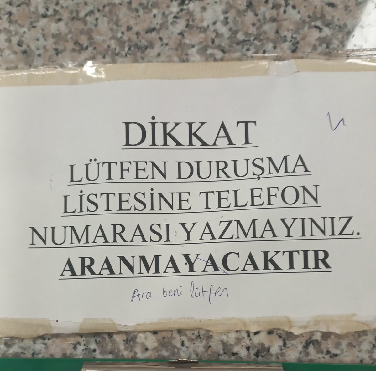 1oguzdemir's tweet photo. Ara beni lütfen https://t.co/YhsS2F2imR