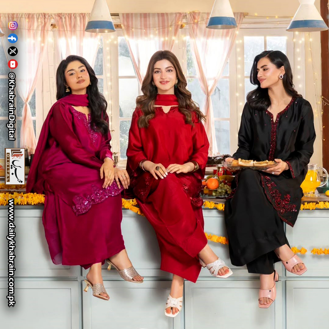 daily_khabrain's tweet image. kinzahashmi
#khabraindigital #KinzaHashmi #PakistaniActress #ShowbizPakistan #DramaIndustry #EntertainmentNews #CelebrityStyle #PakistaniCelebrities #TVStars #FashionInspiration #MediaPersonality #TrendingNow #ShowbizUpdates