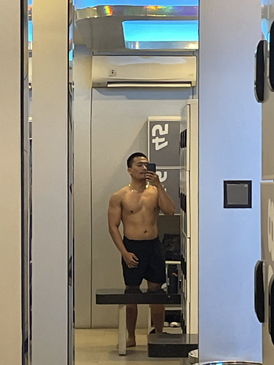 summerboy tweet media