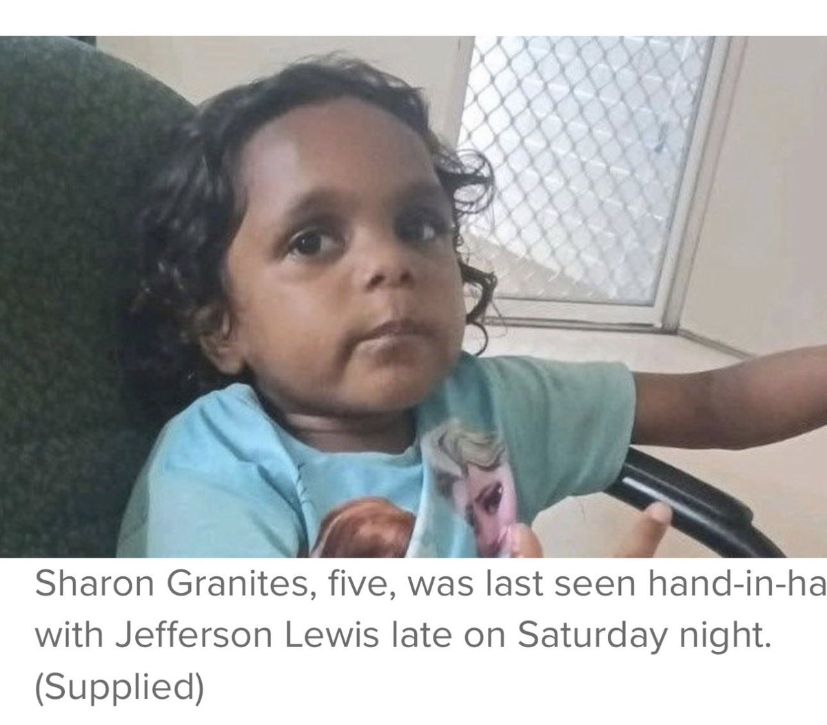 Lisa9Sophia's tweet image. Oh no I’ve just read this, they’ve found her clothes. Hug your children and hold them close

I’m going to keep believing sweet little Sharon is found safe for as long as possible 

There have been no other confirmed sightings or traces of either Sharon or Jefferson Lewis

Police