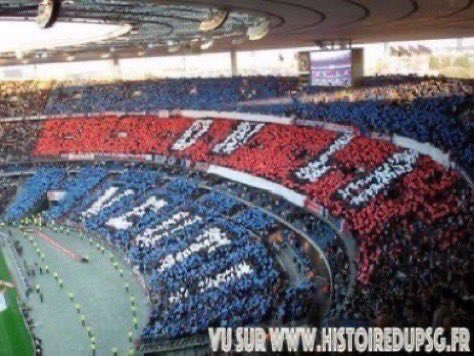 MaillotsPSG's tweet photo. 29/04/2006. Le #PSG domine l'@OM_Officiel et remporte une de ses plus belles Coupe de France : 2️⃣-1️⃣
⚽️ Kalou, Dhorasoo
🔗 https://t.co/MUUcoIwZUv
🎦 https://t.co/QfhbDx2IDD
#PSGOM #OMPSG https://t.co/clagVtUQqn