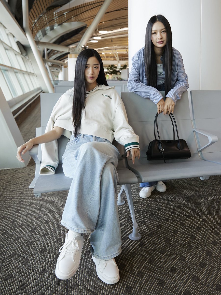 th_hashtag's tweet image. 🩵 ส่องแอร์พอร์ตลุคของสองสาว ตู ต้นตะวัน @tontawan_t และ มิ้ลค์พรรษา @panlyyy ตรียมเช็กอินสู่ประเทศมาเลเซียเพื่อร่วมงาน Calvin Klein Store Opening ในวันที่ 30 เม.ย. นี้

#legend_TH #CalvinKlein
#MilkPansa #TuTontawan