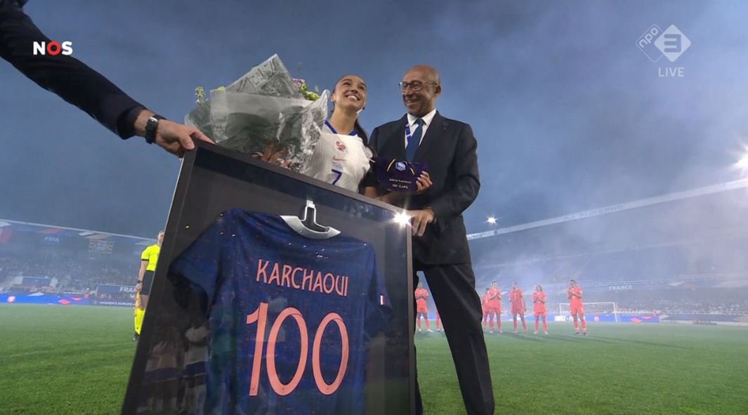 Foetbal247TBG's tweet image. Sakina Karchaoui made her 100th appearance for France. #FRANED #FIFAWWC
