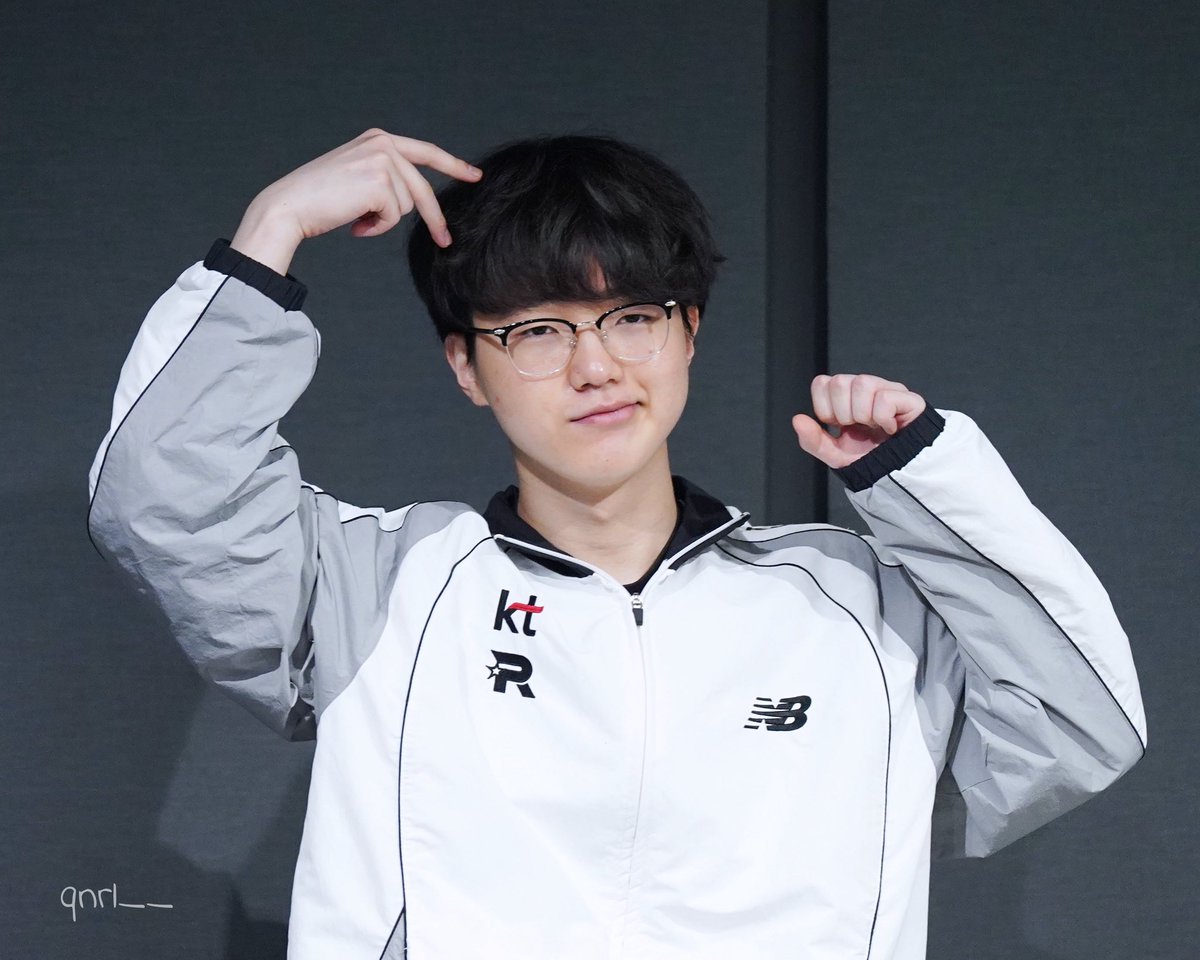 qnrl__'s tweet image. 260424 LCK 정규시즌
KT vs BFX

퍼냥😼

#PerfecT #퍼펙트 #이승민
