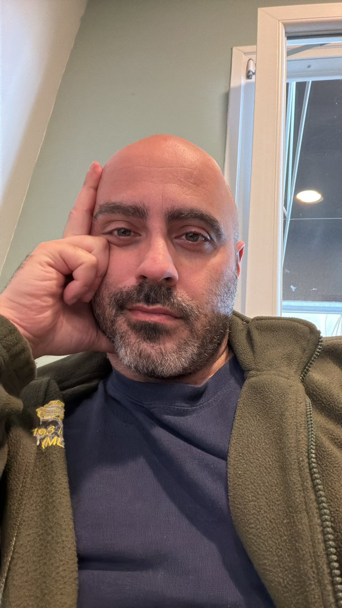 Alejandrokav84's tweet image. Πότε θα πάμε διακοπές ένα μήνα;; 🥹🥹#morning #vacation #moodoftheday