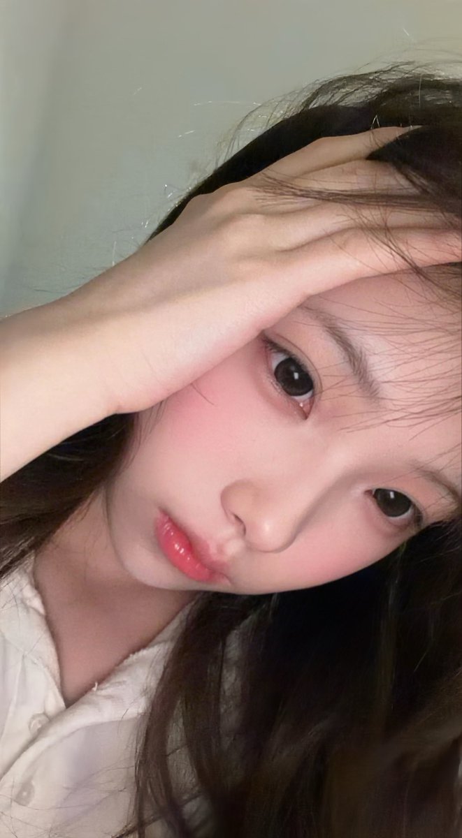 妤落 tweet media