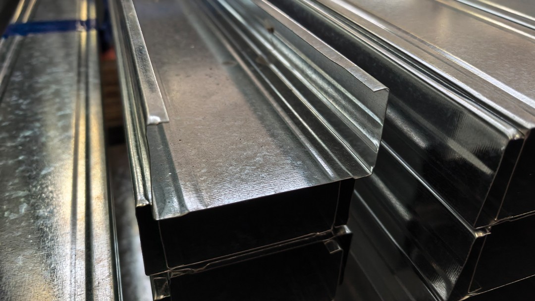 steel_ecosteel's tweet image. CH &amp;amp; C-type light steel studs made from high-strength cold-rolled galvanized steel deliver unmatched durability, corrosion resistance, and structural stability for walls &amp;amp; ceilings.  #LightSteelFraming #ConstructionInnovation #BuildingSolutions #StructuralSteel #GreenBuilding