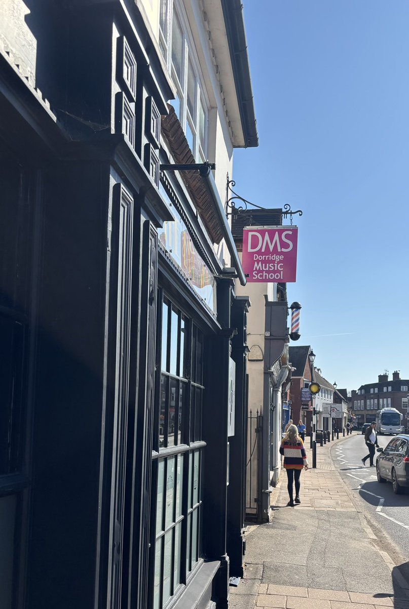 DMSMusicSchool's tweet photo. It’s a beautiful start to the day in #Knowle ☀️🎼
‘Keeping the music playing at DMS’
Established 40 Years DMS offers ‘the very best in music education’ 🏆
📞 01564772831 for a #FREETrialSession
https://t.co/4If6WHfnm6 https://t.co/Dle8KCsIyh