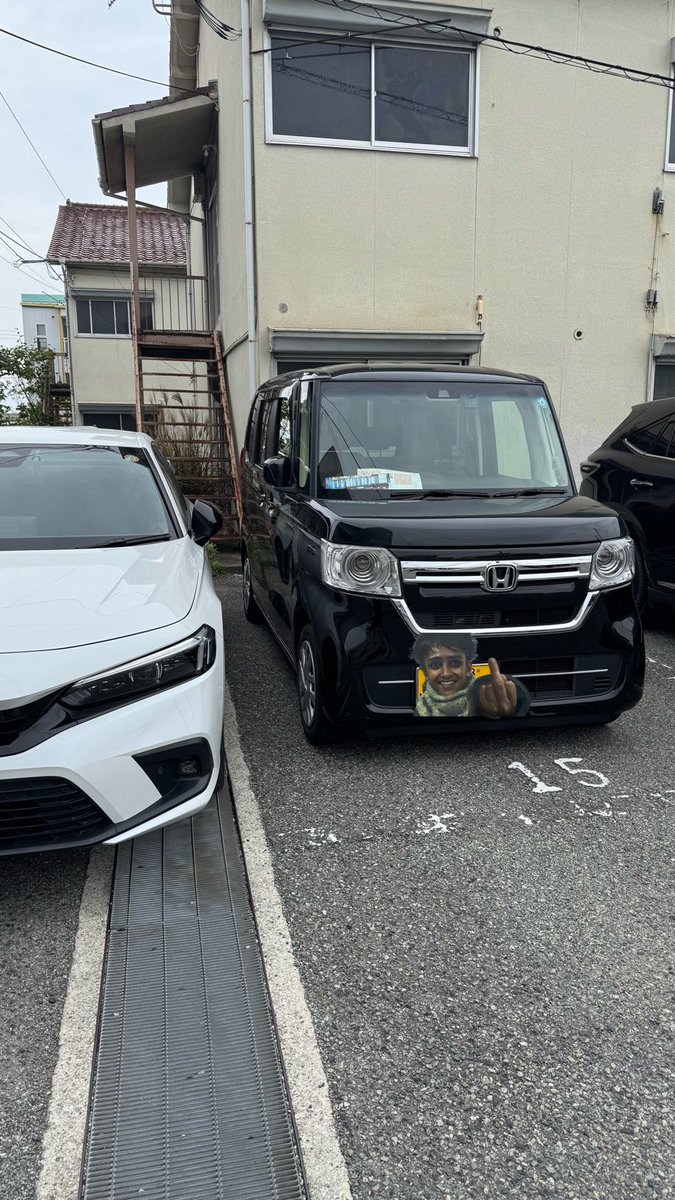 e23sl's tweet photo. 【100日後に殺す無断駐車】1日目 https://t.co/TSGi5Fdj5Y