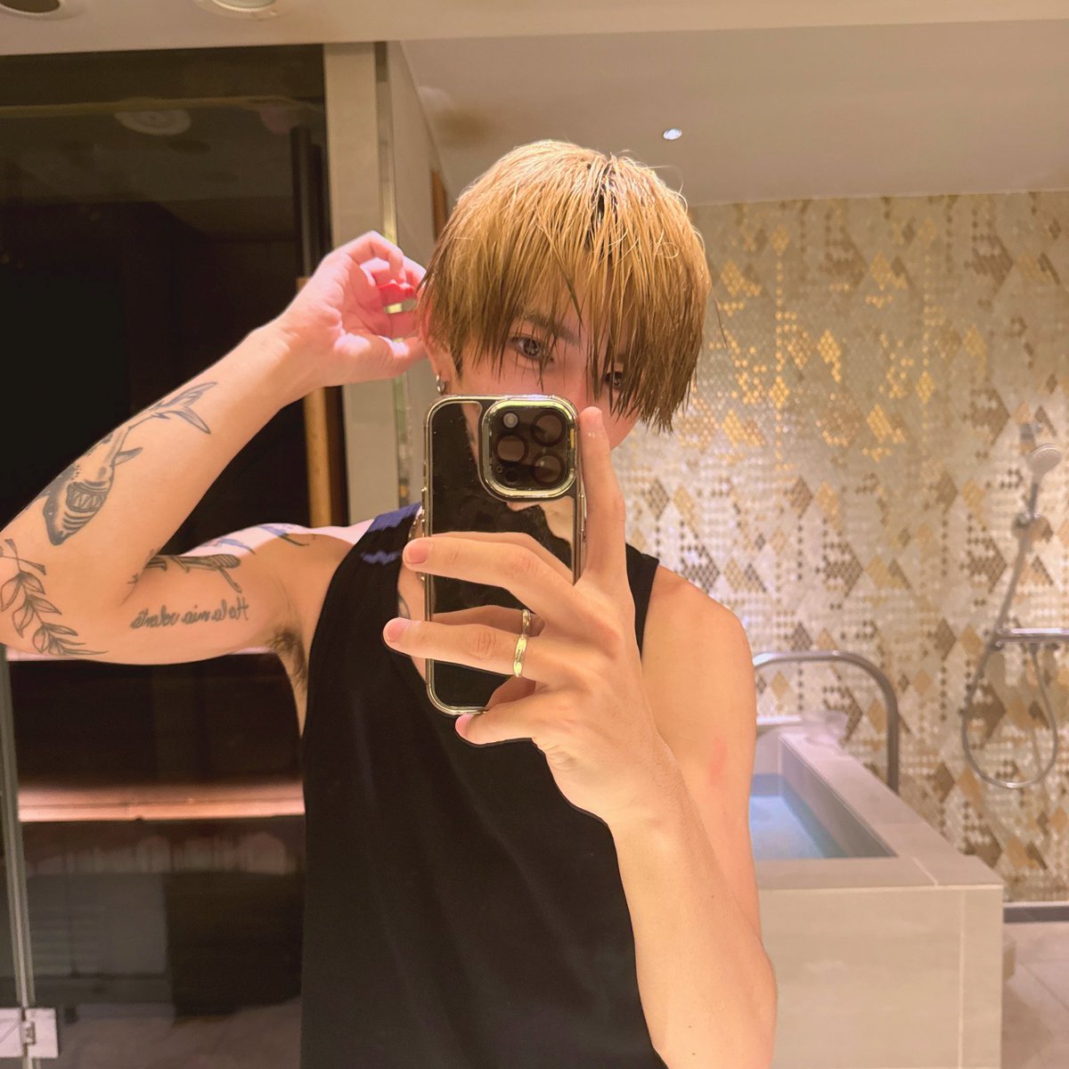 aogxx27's tweet photo. 個室サウナ行ってきたよ🧖 https://t.co/QC2gwizo8v