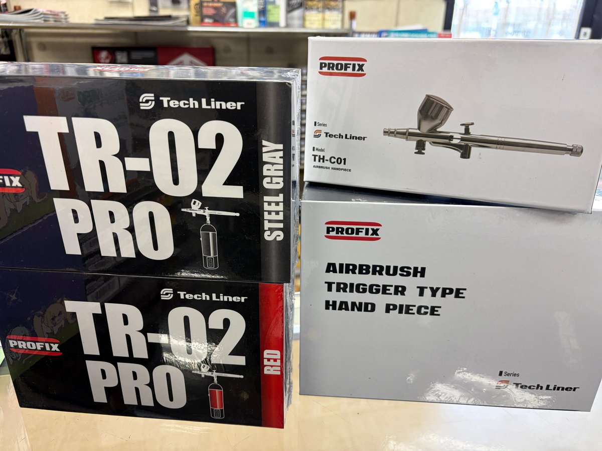 HsTomaTake's tweet photo. RAYWOOD/PROFIX
すっかり定番のエアブラシやニトロコンプも
V1&amp;V2各種在庫補充致しました！  

#RAYWOOD #PROFIX #竹内モデル #苫小牧店 https://t.co/0LGXUSMOwS