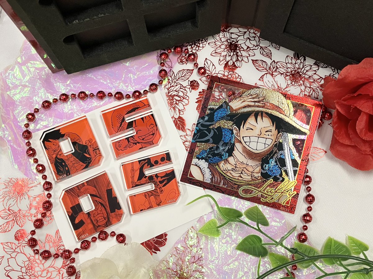 【新商品】原画商品
バースデイメモリアルBOOK
モンキー・D・ルフィ
5,500円（税込）
好評発売中！
※一会計1点までの購入制限を設けさせていただきます。予めご了承ください。
#麦わらストア #ONEPIECE ＃ルフィ誕生祭2026