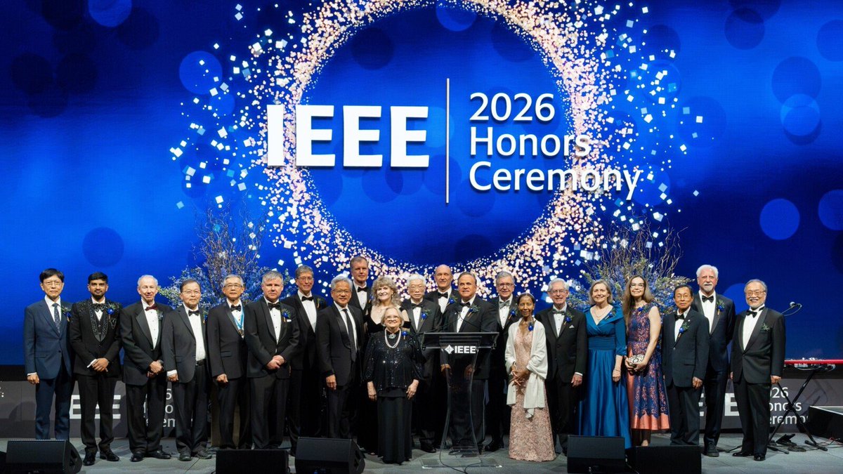 europawire's tweet image. IEEE Honors Ericsson Trio for Driving Innovation and Standardization in Modern Cellular Networks  news.europawire.eu/ericsson-exper… #IEEE #Ericsson #ModernCellularNetworks @ericsson