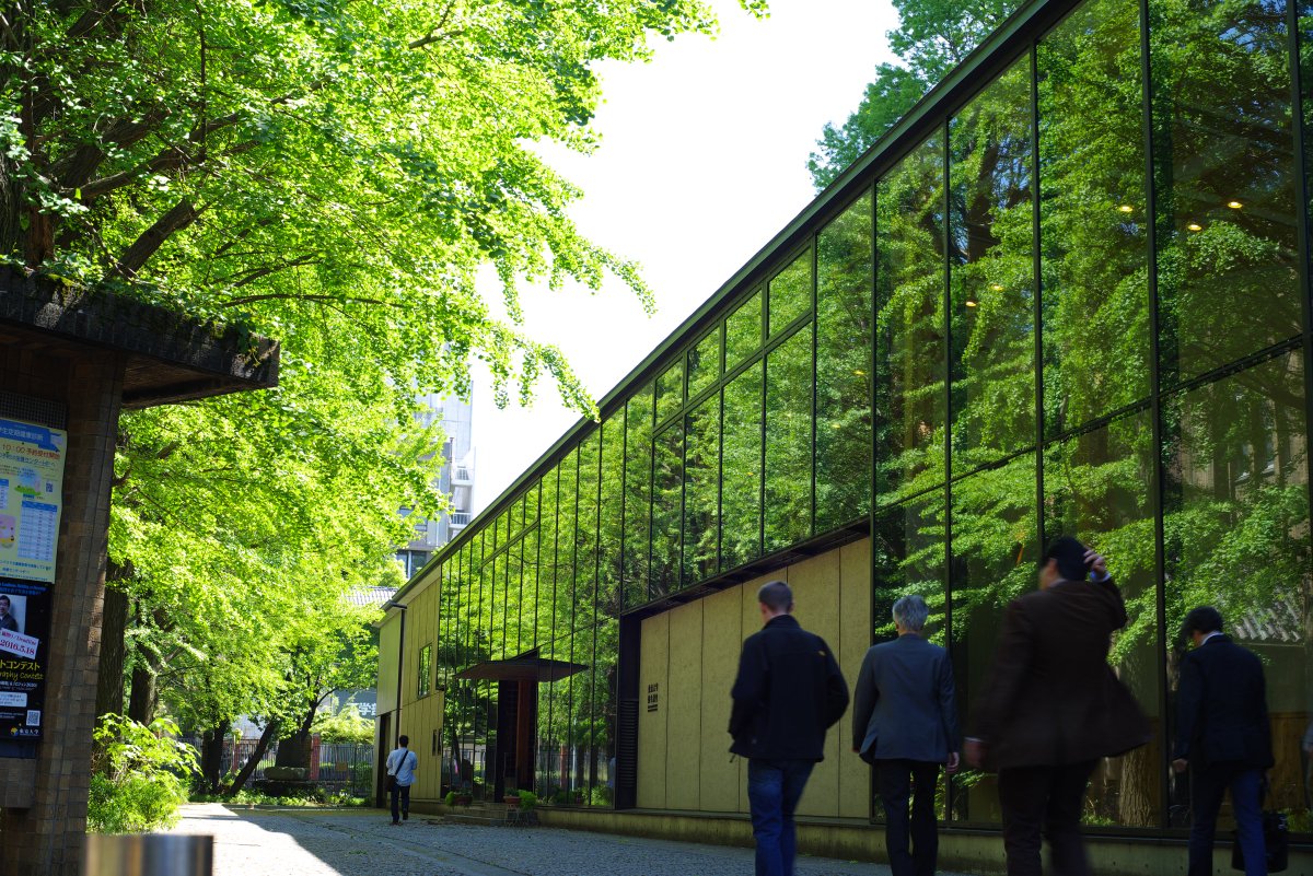 PENTAXXER's tweet photo. K-1/RICOH XR RIKENON 50mm F2 L
PENTAX K-1発売10周年おめでとうございます㊗
10年前の今日は前日の発売日に届いたK-1を早速持ち出し、東大構内の新緑を撮り歩いてました。(2016.4.29撮影)
#東京大学 #本郷キャンパス #弥生講堂 #安田講堂 #新緑 #PENTAXGREEN #RRS #pentaxk1 #RICOH #リケノン https://t.co/K0MeDeFoqy