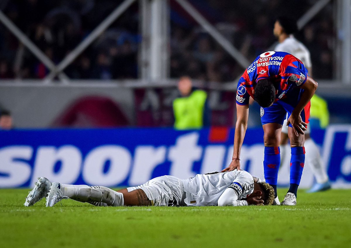 HQpcrt's tweet image. Neymar Jr #Santos