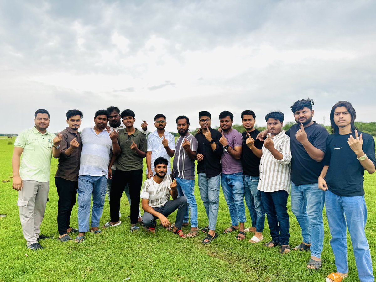 SkAshadulHossa2's tweet image. We Voted 👆🏻 We Decided 🗳️
#bengalVote #ElectionDay #vote 🇮🇳