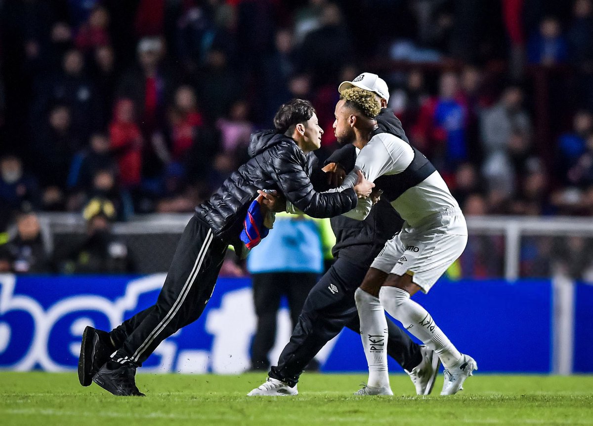 HQpcrt's tweet image. Neymar Jr #Santos