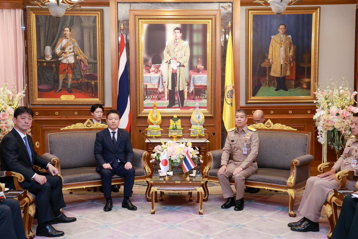 กระทรวงกลาโหม tweet media
