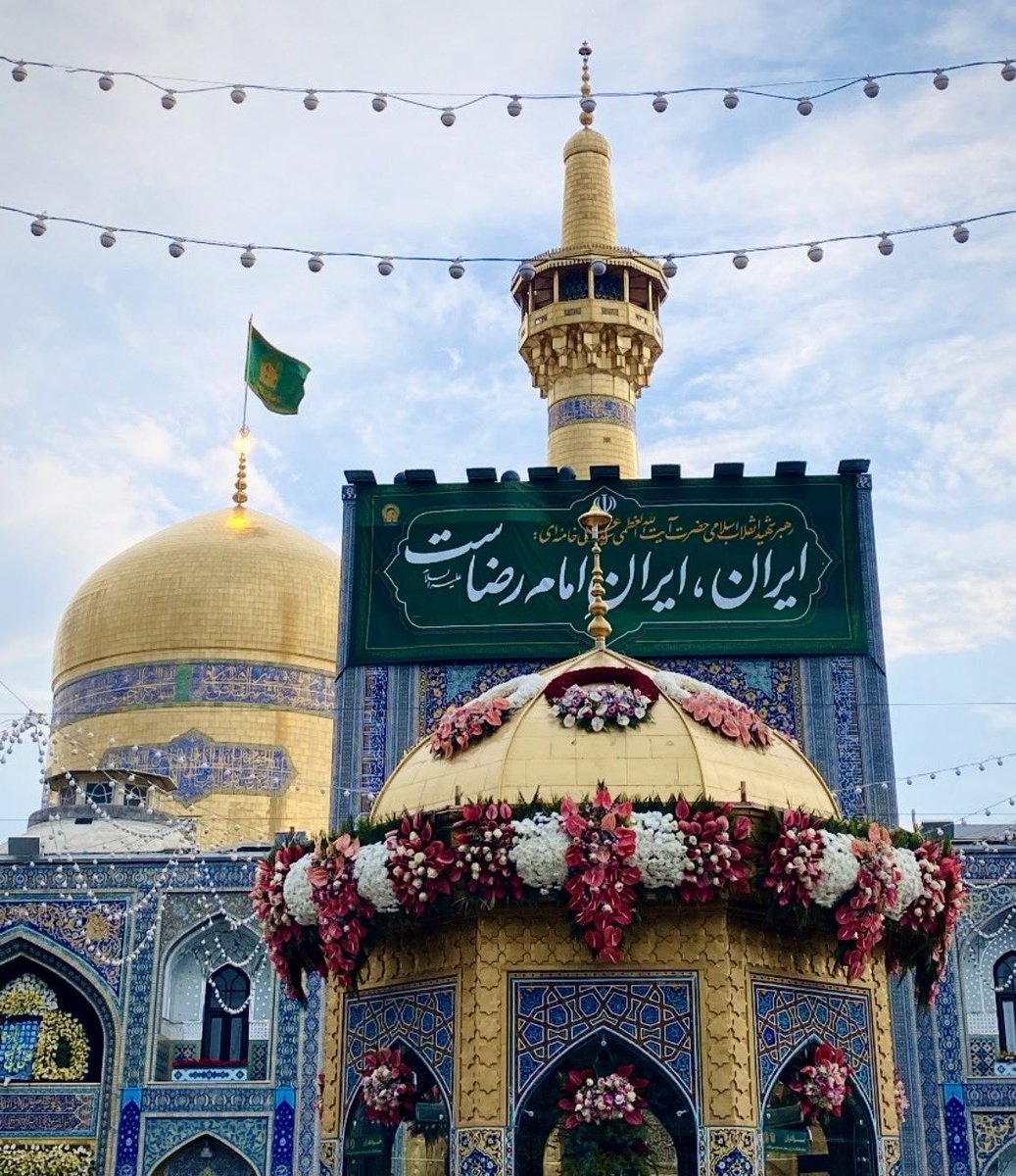 Tasnim🎒 tweet media