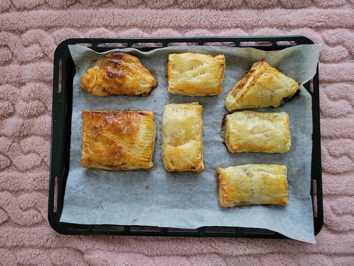 ペニレイ tweet media