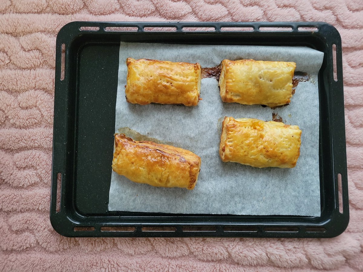 ペニレイ tweet media