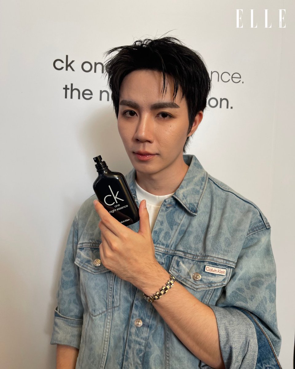 อย่างหล่อ! หนุ่มซี พฤกษ์  <a href="/zee_pruk/">Z</a> ในลุคเดนิมสุดเท่ กับงานเปิดตัวน้ำหอมกลิ่นใหม่จาก Calvin Klein ‘CK One Night Essence’ 

#ELLEThailand
#CKFragranceEndorserZee
#ZeePruk