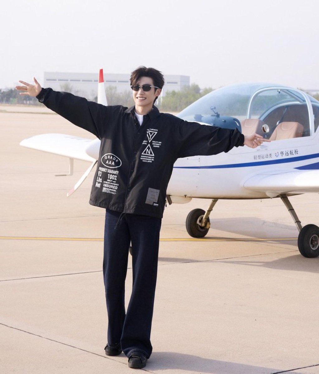 วันเสาร์ที่สดใส..มีเมฆบางส่วน tweet media