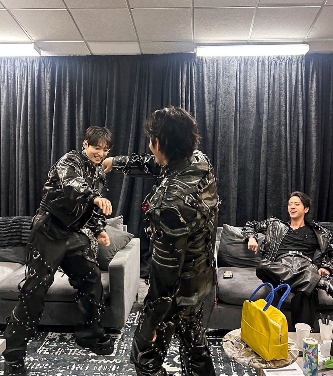 TAE GUIDE tweet media