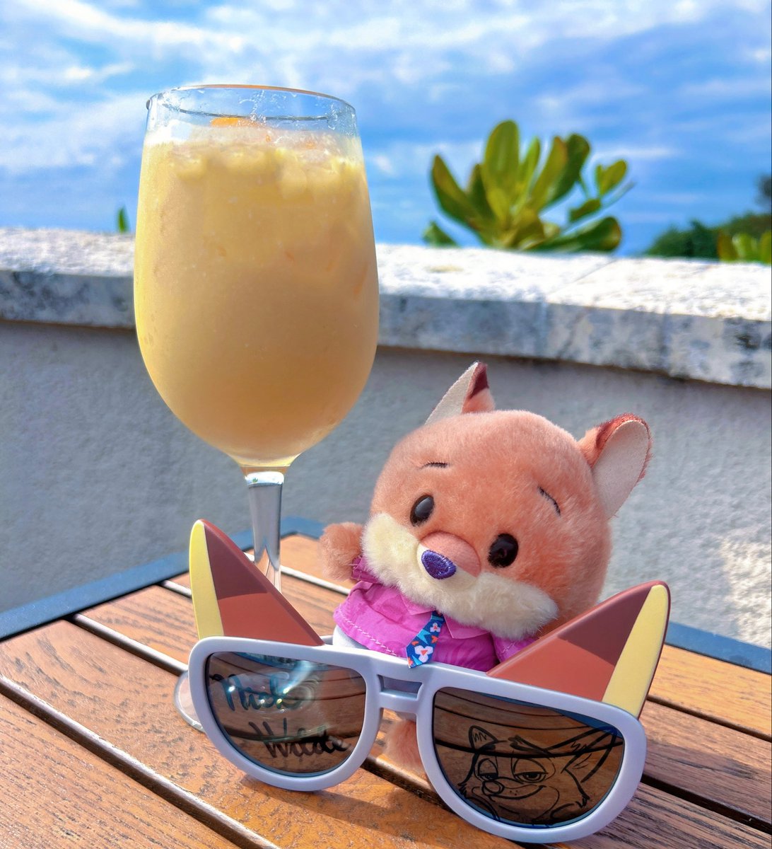 れいあ tweet media