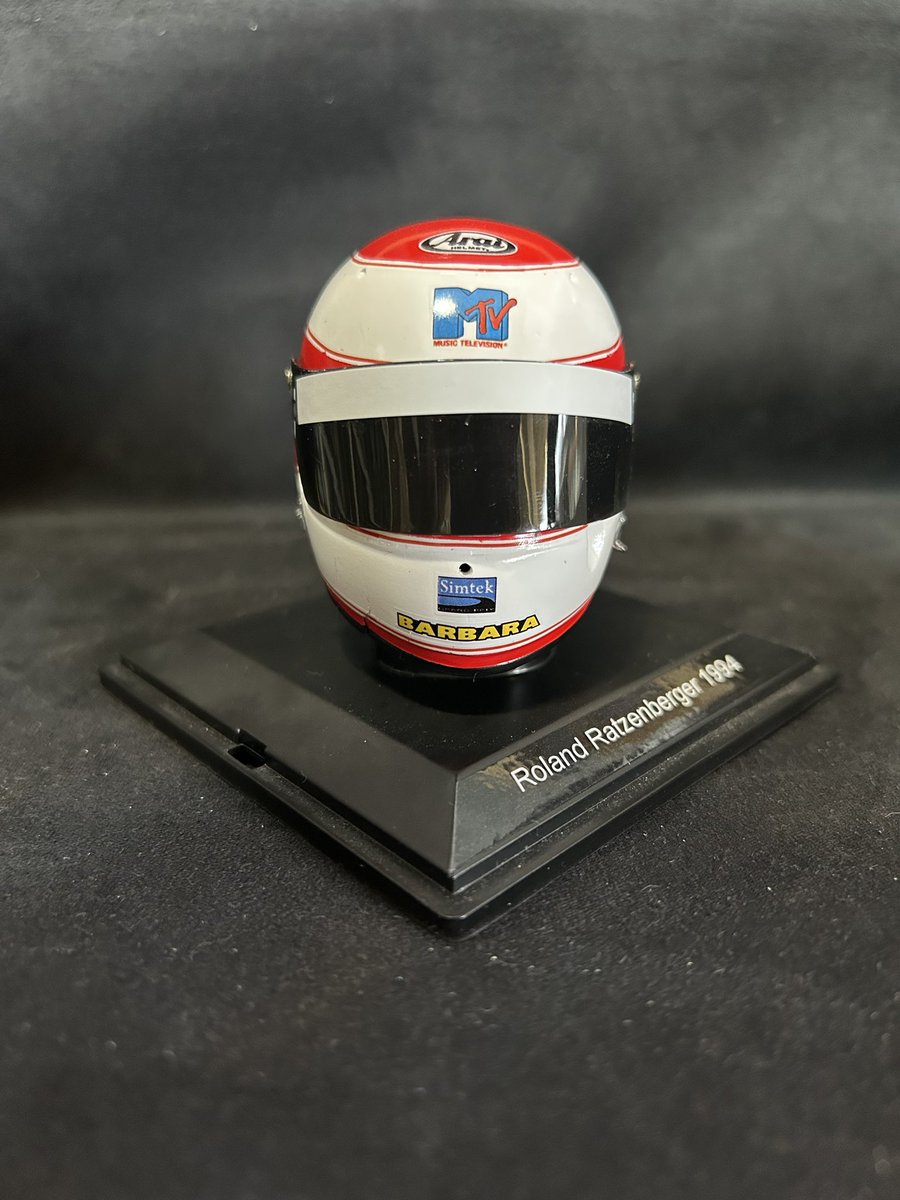 genfe2's tweet photo. Hoy tenemos presente a quienes se dejaron la vida en pista, nos dejó el 30 de Abril en Imola
Disputó 5 ediciones de las 24h de Le Mans 5º lugar el 93'
Roland Ratzenberger 1994
Simtek Ford Team
#ratzenberger #imola #F1 #inmemorian https://t.co/qhe4FsRmsx