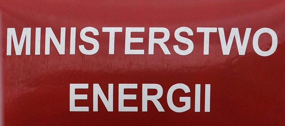 MR_komunikaty's tweet image. #ME: Rząd uruchamia pakiet osłonowy dla pracowników JSW S.A. tinyurl.com/35h56j7u