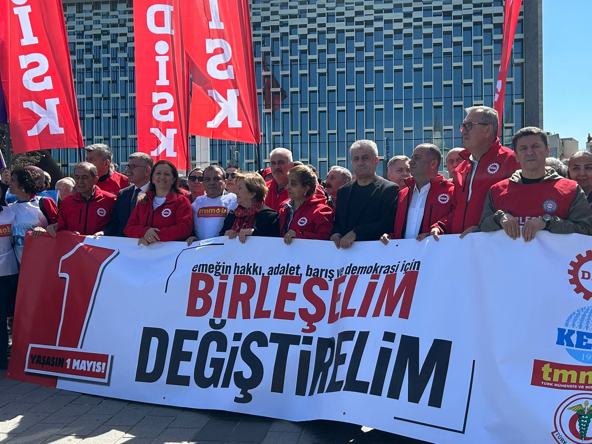 DİSK tweet media