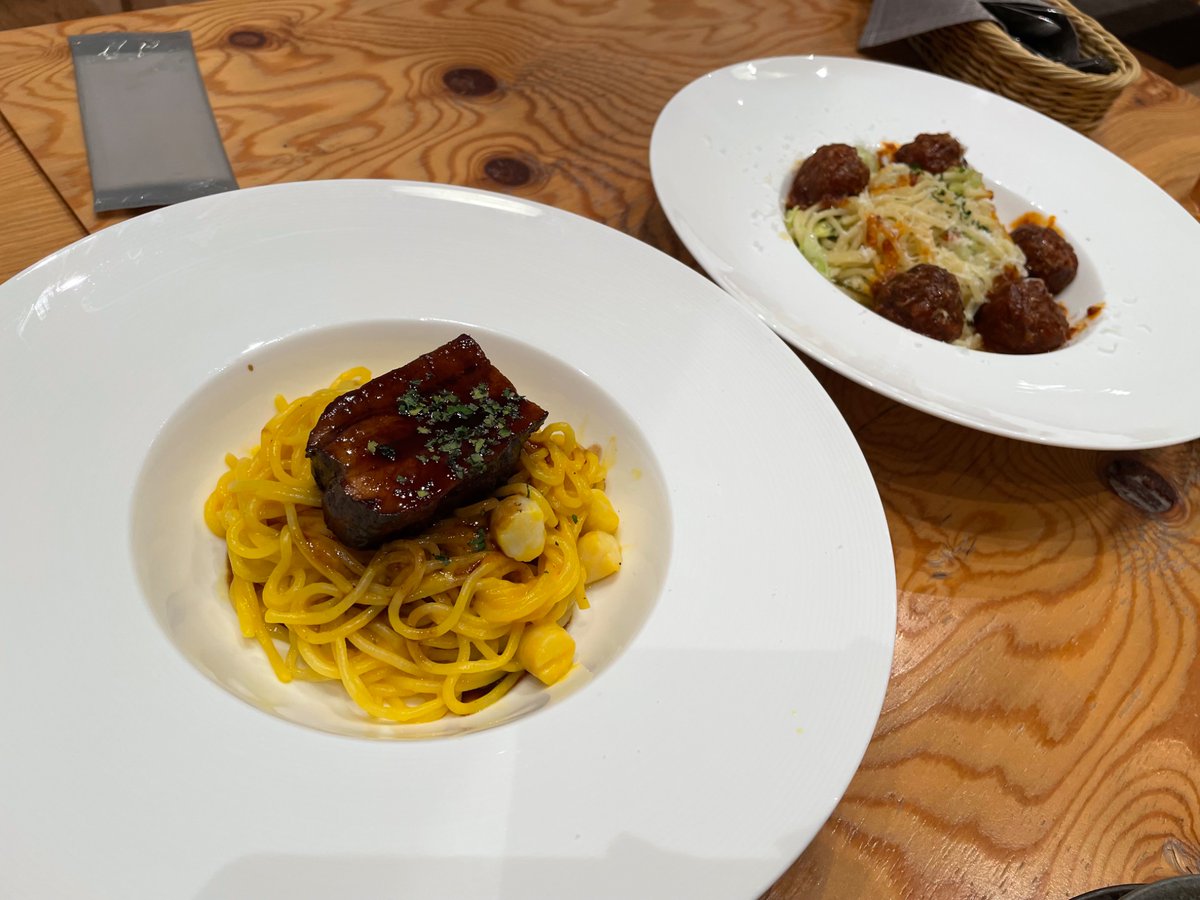 いしみ tweet media