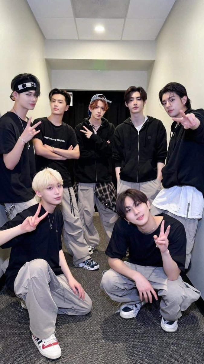 Hoonysel🐚 tweet media