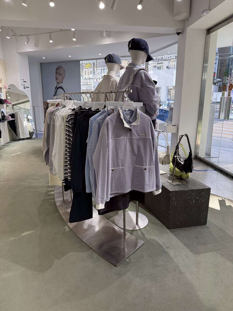구름산책 tweet media