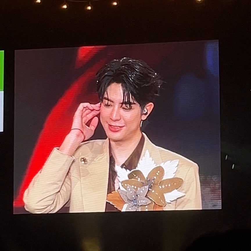 cbry 𝄞 👮🏻‍♀️ྀི tweet media