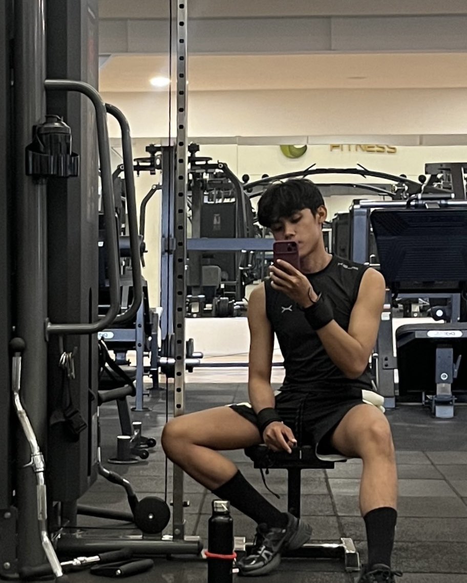 bocilbengal's tweet image. susah banget konsisten, ini baru on lagi setelah seminggu off #gym #gymmalang #malang