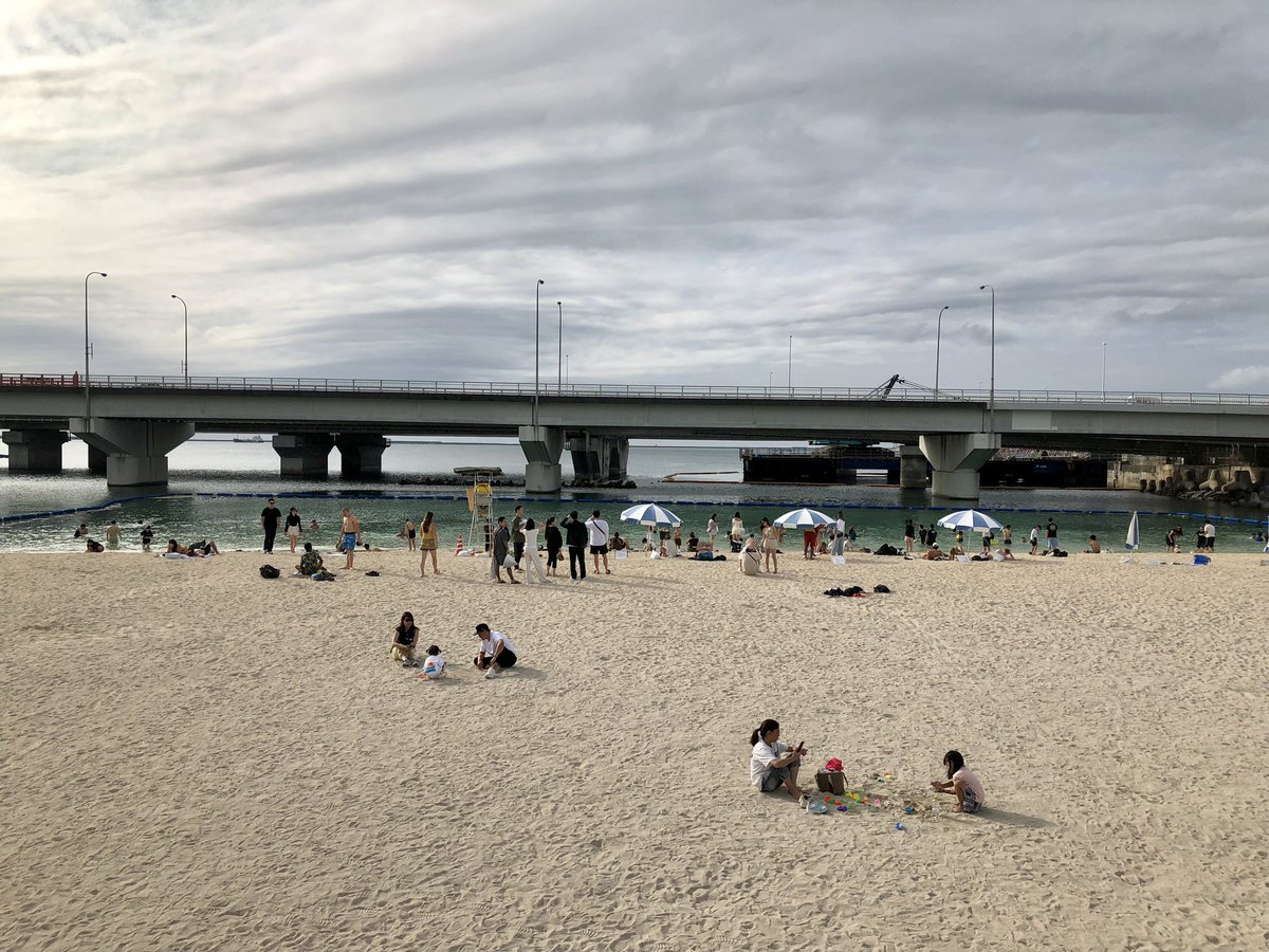 つい今さっき、沖縄那覇波の上ビーチ⛱️にて。 結構気温が上がっ