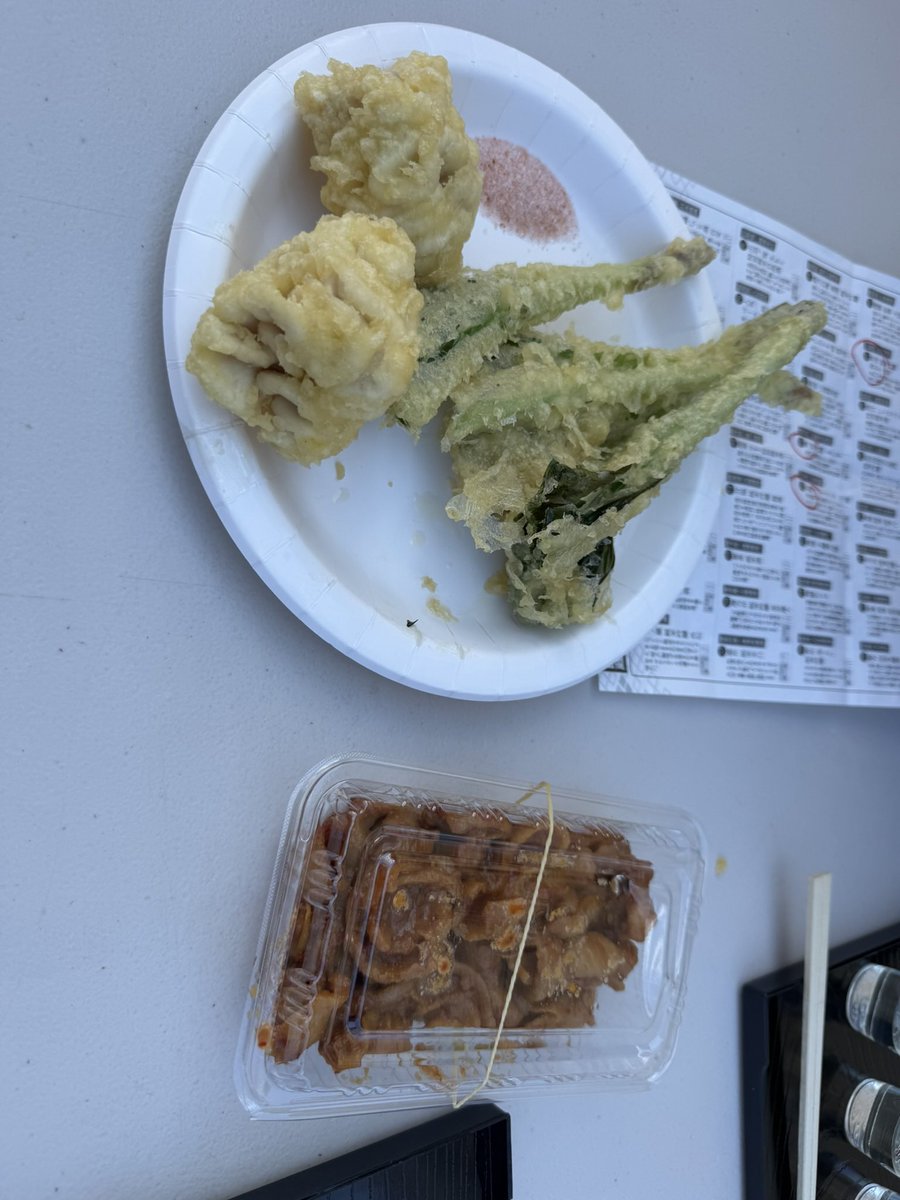 asami_460's tweet photo. 狸二条酒祭り。
今週は道外、来週は道内の酒蔵。 https://t.co/TdTPQFs2dR