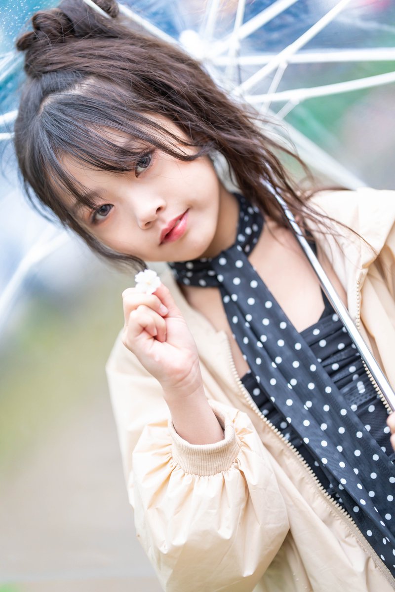 Mioちゃん（JS3）お花とMioちゃん🥰 #Mio #topmodelschool @MioMio30f