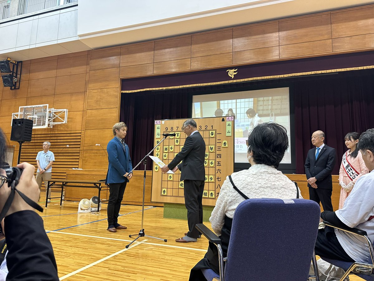 つるの剛士 tweet media