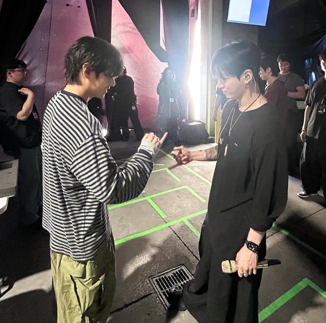 P Kookie 💜 JK ~ ARIRANG tweet media