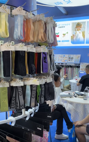 TogeWang63213's tweet image. 138th Canton Fair  Visit Nextfashion factory (40 min) 🧵 lace samples ready. 
📧 Contact: sales88@nextfashion2.com
🌐 Website: nftrimming.com
 #lace #embroidery #trims #textile #oem #odm