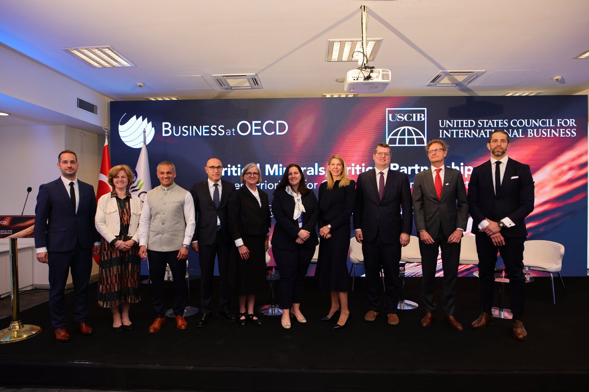 Business at OECD tweet media