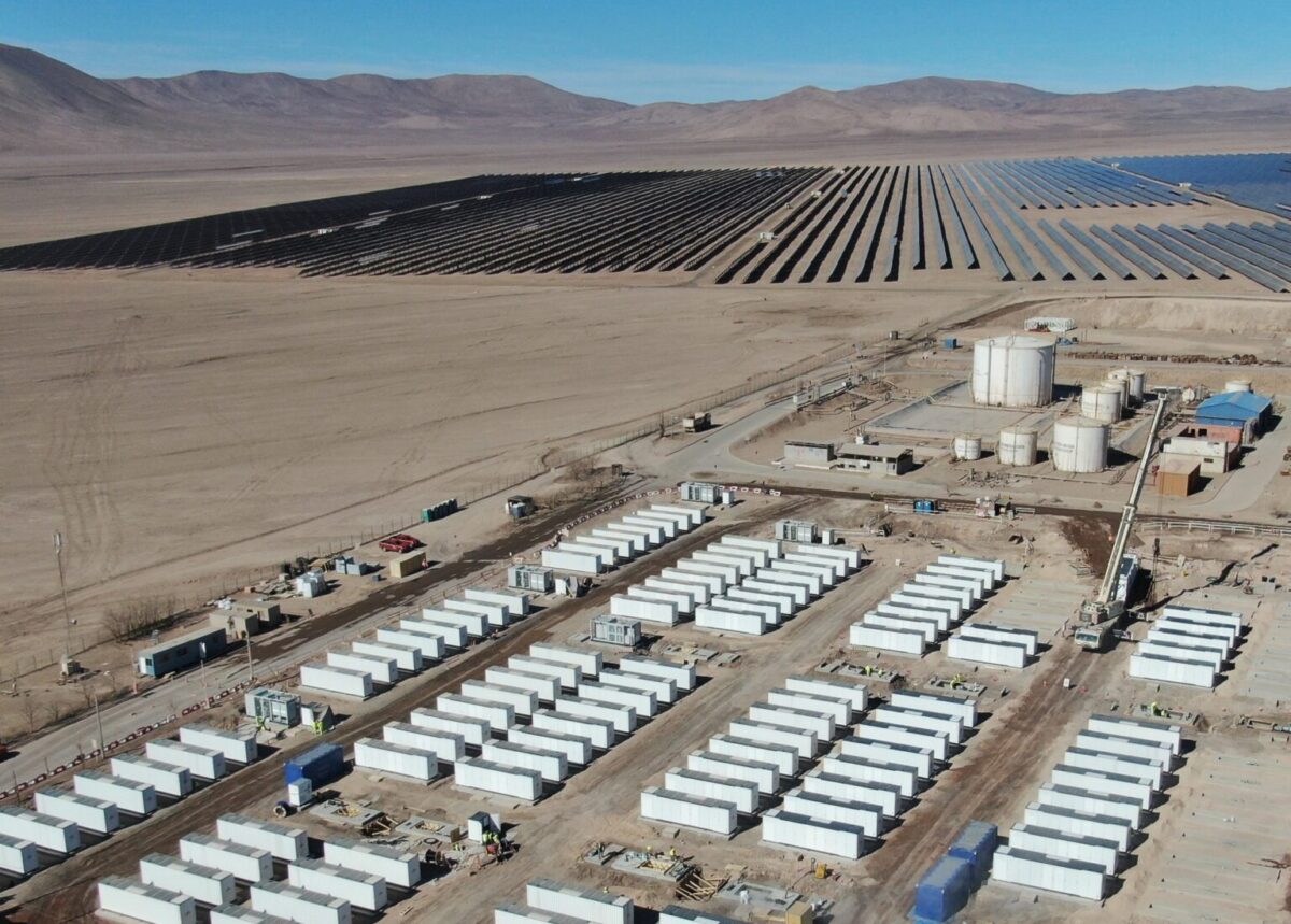 pvmagazine's tweet image. Sungrow proposes multi-microgrid clusters for mining above 100 MW: Sungrow has released a mining microgrid power solutions white paper in partnership with TÜV Rheinland and the China Electrotechnical Society… dlvr.it/TSH5Mm #Photovoltaics #EnergyStorage #RenewableEnergy