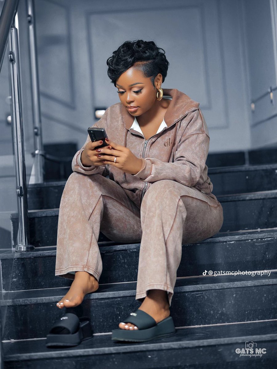 BigEyeUG tweet media