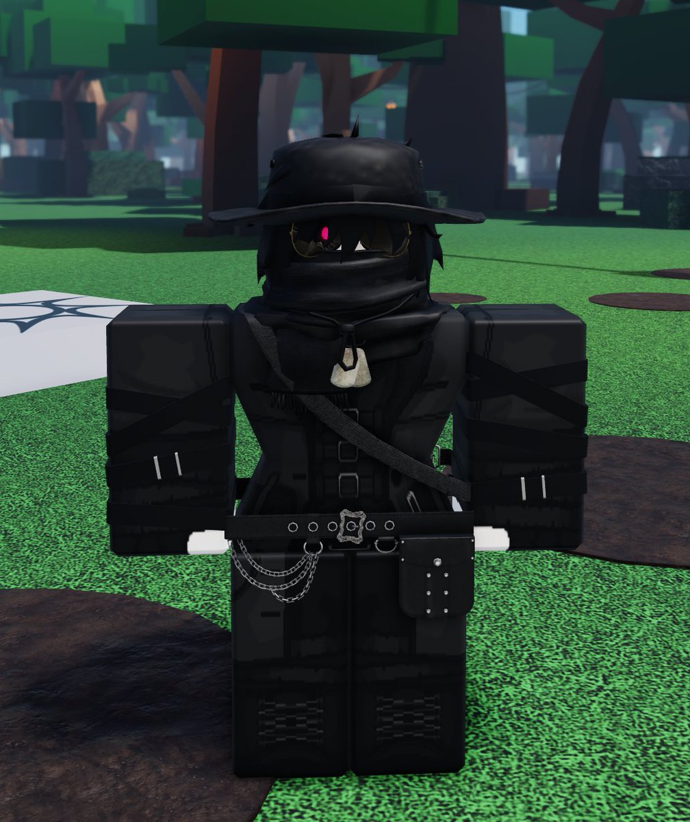 WyldeIsRad's tweet photo. Made this roblox avatar so I can play a game without getting targeted and stay somewhat hidden lol https://t.co/HYtCHPXEBz